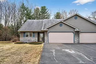 473 Cedar Ct, Taylors Falls, MN 55084 - Photo 3