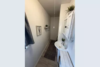 308 W Douglas Avenue, Fergus Falls, MN 56537 - Photo 9