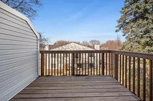 2505 Geranium Ave E, Maplewood, MN 55119 - Photo 59