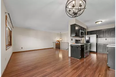 2505 Geranium Avenue E, Maplewood, MN 55119 - Photo 17