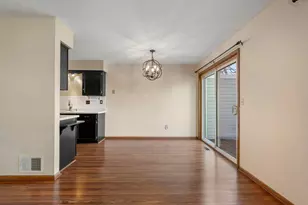 2505 Geranium Ave E, Maplewood, MN 55119 - Photo 19