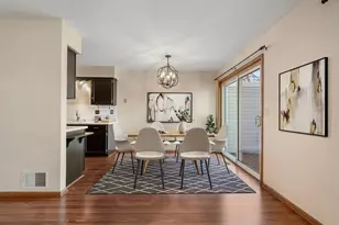 2505 Geranium Ave E, Maplewood, MN 55119 - Photo 3