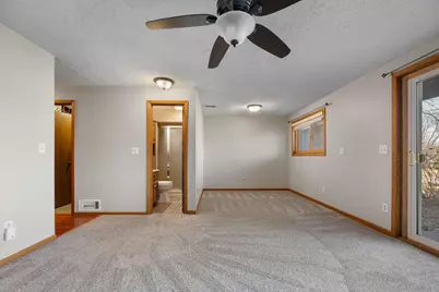 2505 Geranium Avenue E, Maplewood, MN 55119 - Photo 33