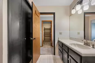 2505 Geranium Ave E, Maplewood, MN 55119 - Photo 35