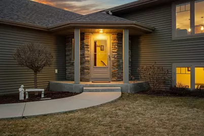 2013 12th Avenue NE, Austin, MN 55912 - Photo 3