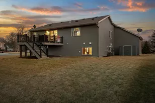 2013 12th Ave NE, Austin, MN 55912 - Photo 7