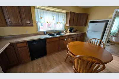 417 Central Avenue SE, Bemidji, MN 56601 - Photo 5