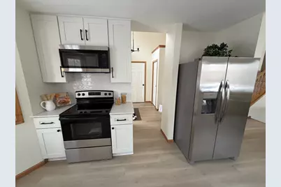 10593 Able Street NE, Blaine, MN 55434 - Photo 3