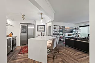 168 6th St E, Saint Paul, MN 55101 - Photo 3