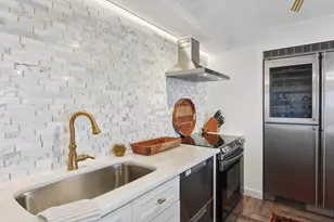 168 6th St E, Saint Paul, MN 55101 - Photo 3