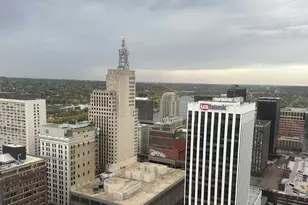 168 6th St E, Saint Paul, MN 55101 - Photo 39