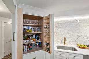 168 6th St E, Saint Paul, MN 55101 - Photo 11