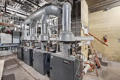 965 Larpenteur Avenue W, Roseville, MN 55113 - Photo 7