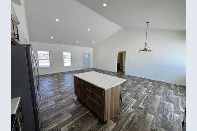 916 NW 7th Avenue NW, Perham, MN 56573 - Photo 17