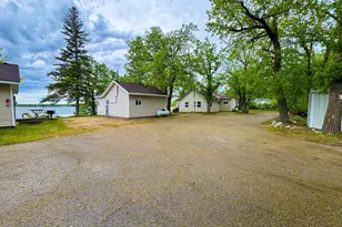27621 Co Hwy 83, Battle Lake, MN 56515 - Photo 15