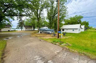 27621 Co Hwy 83, Battle Lake, MN 56515 - Photo 23
