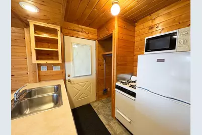 27621 Co Hwy 83 #2, Battle Lake, MN 56515 - Photo 7