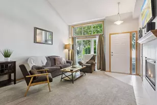 12977 Echo Ln, Apple Valley, MN 55124 - Photo 5