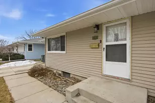 1621 17th St S, Moorhead, MN 56560 - Photo 3
