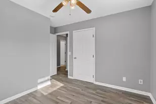 8941 48th Ave N, New Hope, MN 55428 - Photo 9