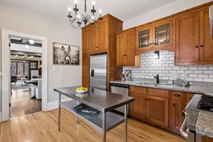987 Portland Ave, Saint Paul, MN 55104 - Photo 9