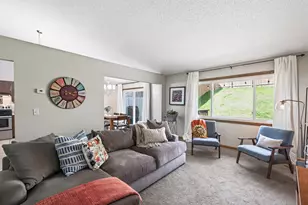 14530 40th Pl N, Plymouth, MN 55446 - Photo 5