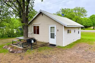 27621 Co Hwy 83, Battle Lake, MN 56515 - Photo 11