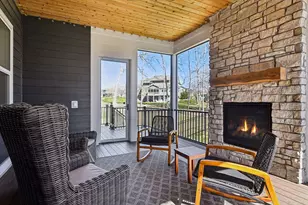 1886 Della Dr, Chanhassen, MN 55317 - Photo 25