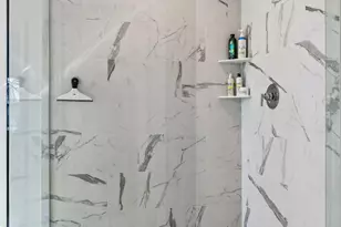 1886 Della Dr, Chanhassen, MN 55317 - Photo 39