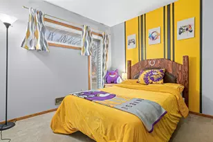 3772 Red Robin Ln, Eagan, MN 55122 - Photo 11