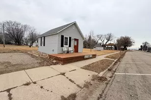 351 Main St, Kenneth, MN 56147 - Photo 3