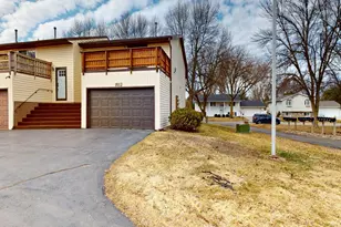 1612 Hale Dr, Albert Lea, MN 56007 - Photo 1