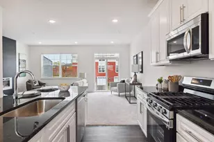 3139 Clover Ridge Dr, Chaska, MN 55318 - Photo 15