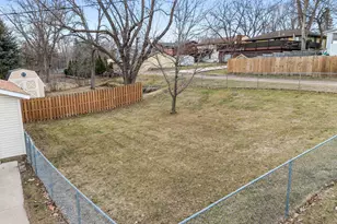 902 7th Ave E, Shakopee, MN 55379 - Photo 37