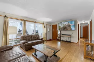 902 7th Ave E, Shakopee, MN 55379 - Photo 5