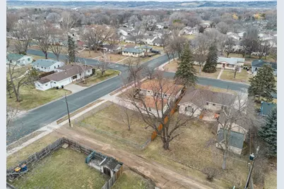 902 7th Avenue E, Shakopee, MN 55379 - Photo 41