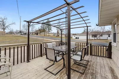 902 7th Avenue E, Shakopee, MN 55379 - Photo 31