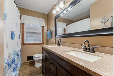 902 7th Avenue E, Shakopee, MN 55379 - Photo 19