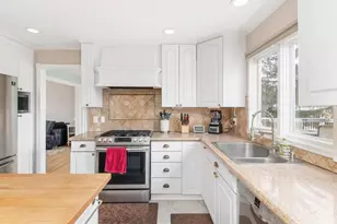 11712 Galtier Dr, Burnsville, MN 55337 - Photo 9