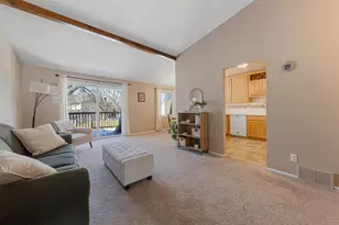 164 River Woods Ln, Burnsville, MN 55337 - Photo 9