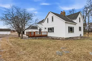 3909 32nd St SE, Saint Cloud, MN 56304 - Photo 3