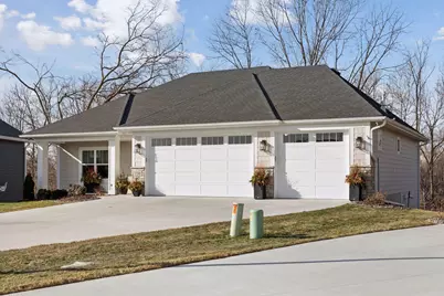 17505 47th Avenue N, Plymouth, MN 55446 - Photo 3