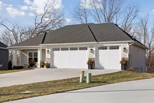 17505 47th Ave N, Plymouth, MN 55446 - Photo 3