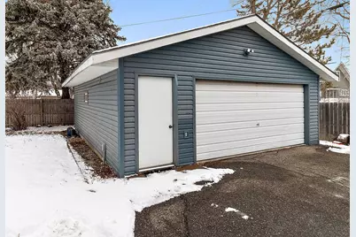 219 12th Avenue W, Alexandria, MN 56308 - Photo 33