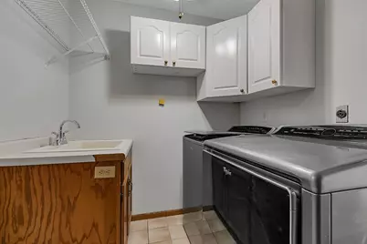 2412 Goettens Way, Saint Cloud, MN 56301 - Photo 15