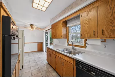 75 99th Avenue NW, Coon Rapids, MN 55448 - Photo 9