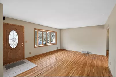 75 99th Avenue NW, Coon Rapids, MN 55448 - Photo 5