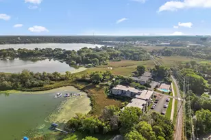 1304 W Medicine Lake Dr, Plymouth, MN 55441 - Photo 25