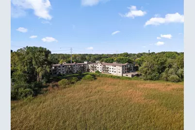 1304 W Medicine Lake Drive #323, Plymouth, MN 55441 - Photo 25