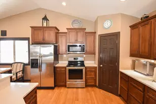 913 41st Ave S, Moorhead, MN 56560 - Photo 13